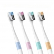 Набор зубных щеток DR.BEI Bass Toothbrush Classic with 1 Travel Package 4 Pieces